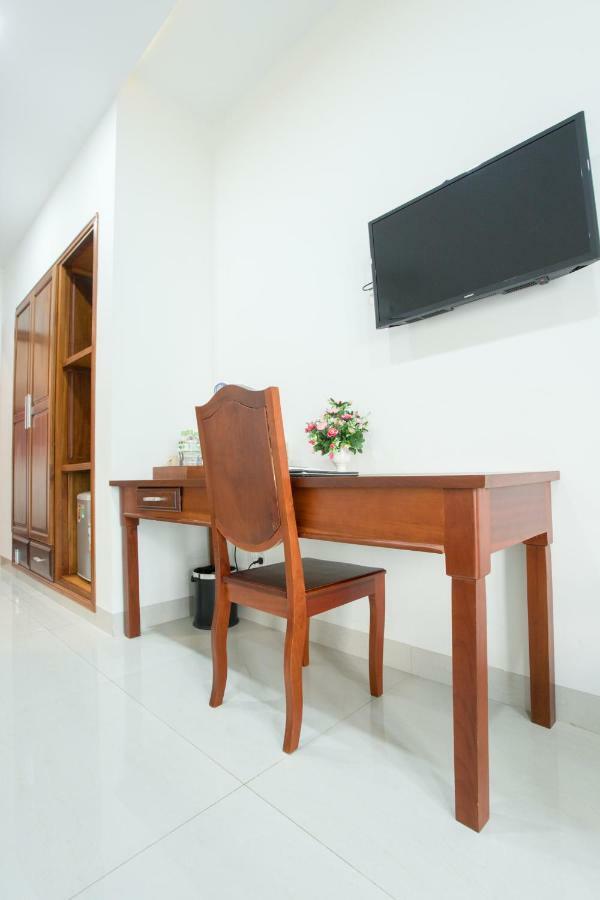 Hotel Hapyson Long Khanh Exterior foto